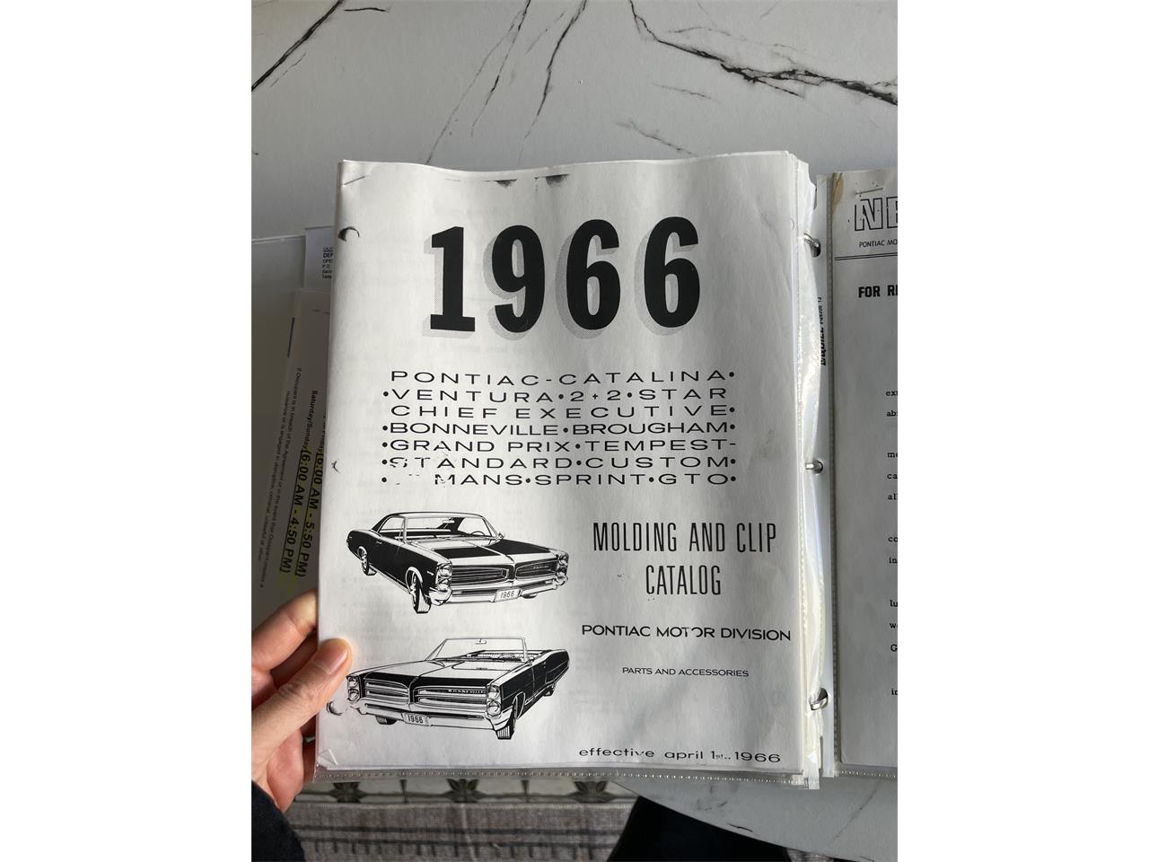 Pontiac-Catalina-1966-white-black-14