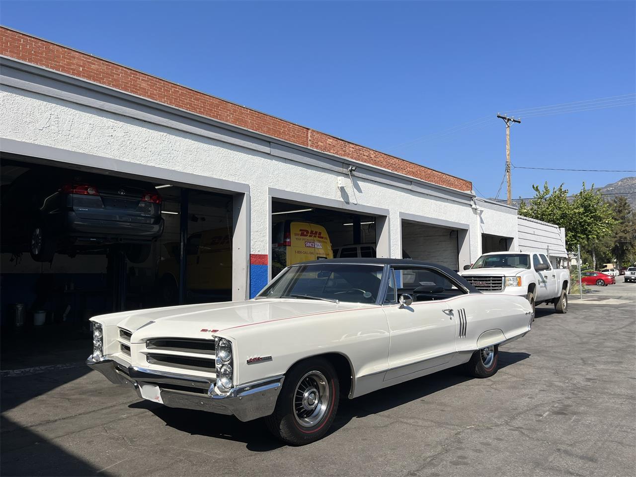 Pontiac-Catalina-1966-white-black-4