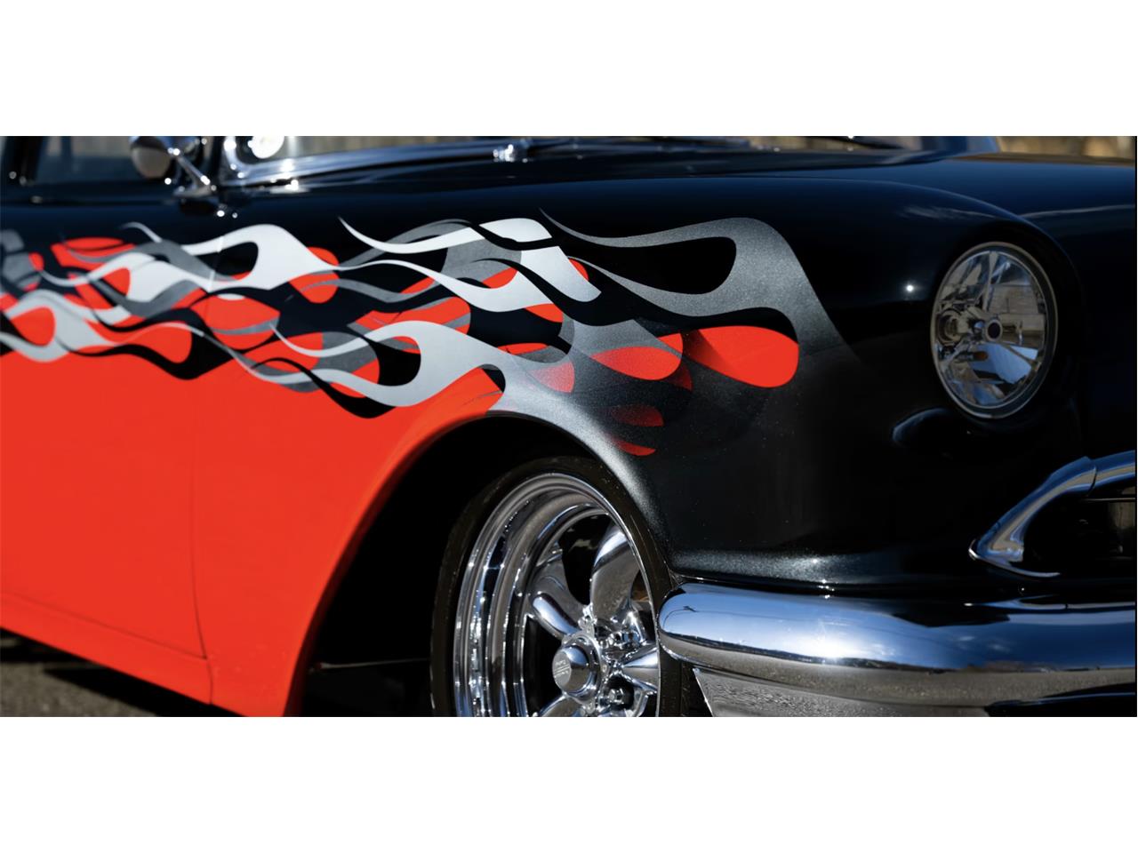 Pontiac-Chieftain-1955-BLACKRED-BLACK-2