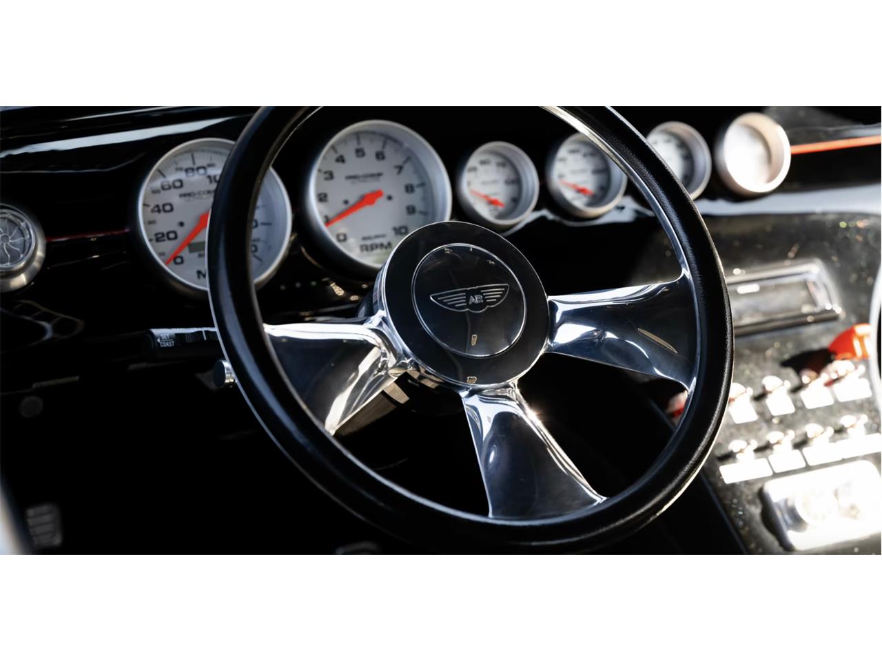 Pontiac-Chieftain-1955-BLACKRED-BLACK-23