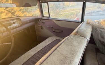 Pontiac-Chieftain-1957-Sedan-10