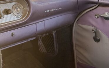 Pontiac-Chieftain-1957-Sedan-11