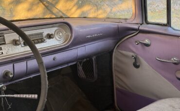 Pontiac-Chieftain-1957-Sedan-12