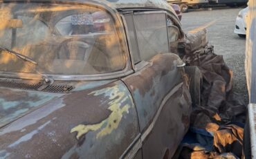 Pontiac-Chieftain-1957-Sedan-4