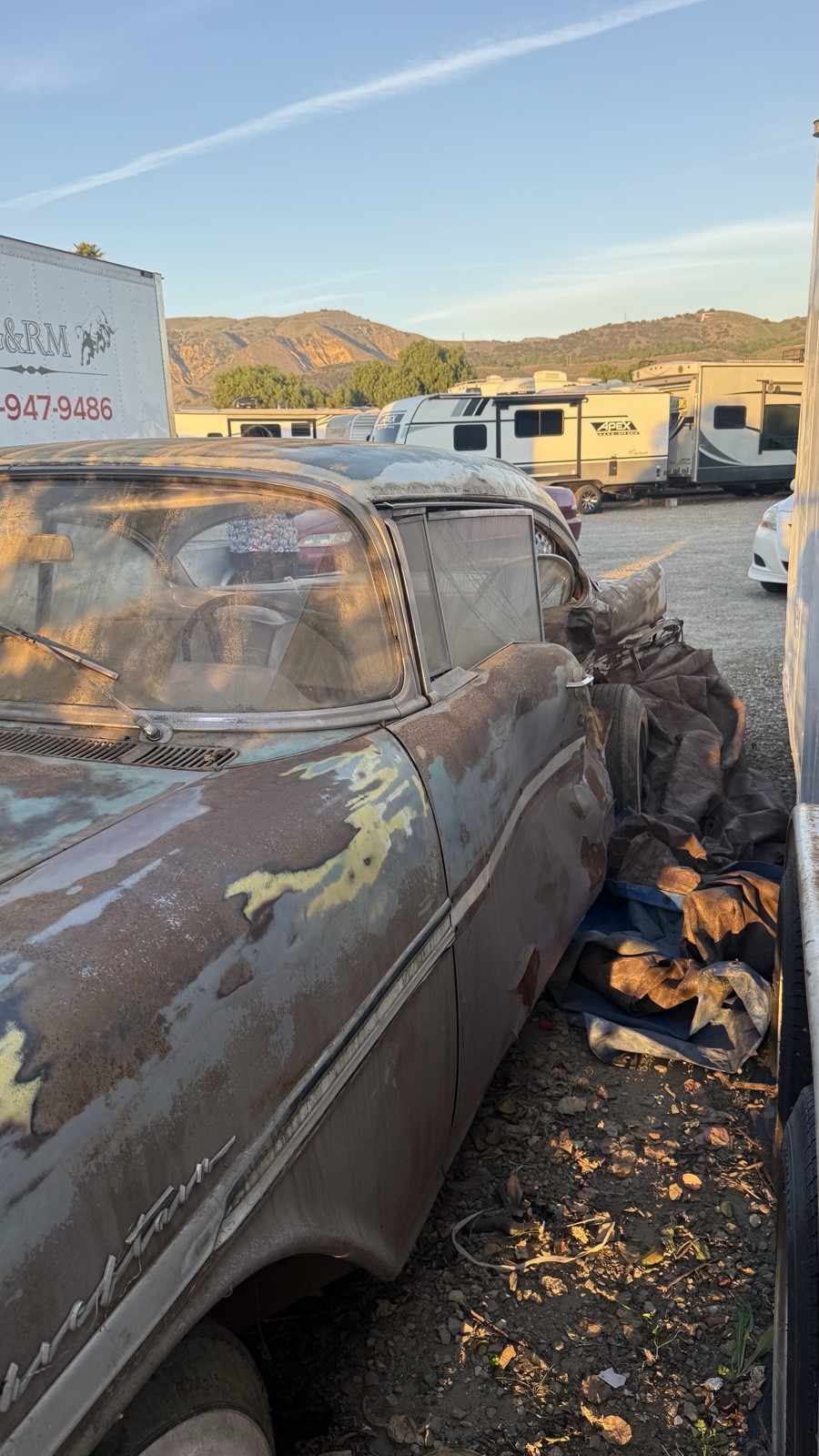 Pontiac-Chieftain-1957-Sedan-4