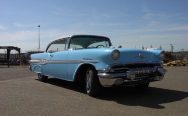 Pontiac-Chieftan-1957-18