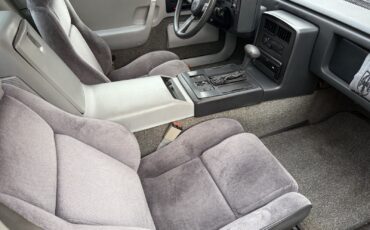 Pontiac-Fiero-1984-15