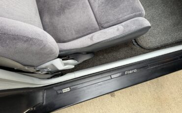 Pontiac-Fiero-1984-17