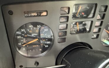 Pontiac-Fiero-1984-21