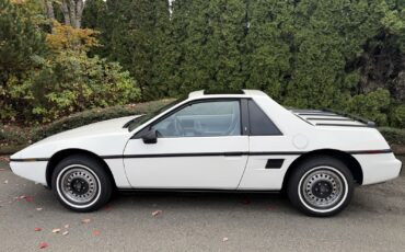 Pontiac-Fiero-1984-7