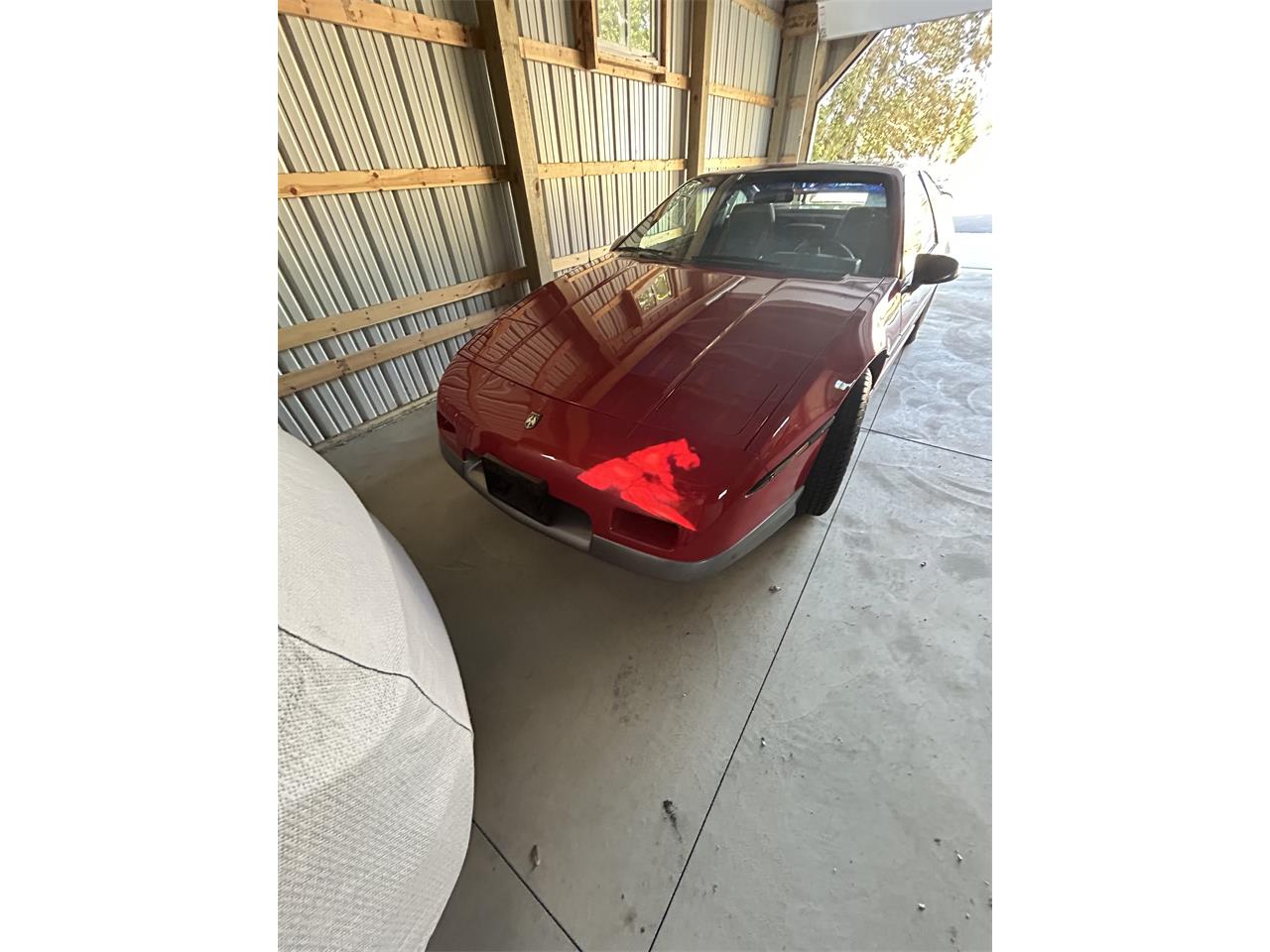 Pontiac-Fiero-1986-Red-Grey-1