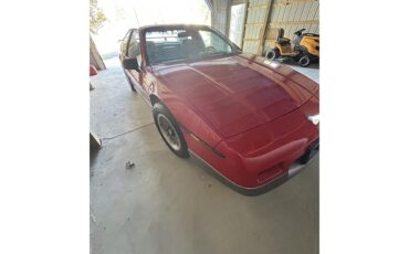 Pontiac-Fiero-1986-Red-Grey-2