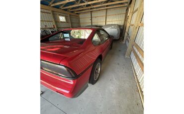 Pontiac-Fiero-1986-Red-Grey-3