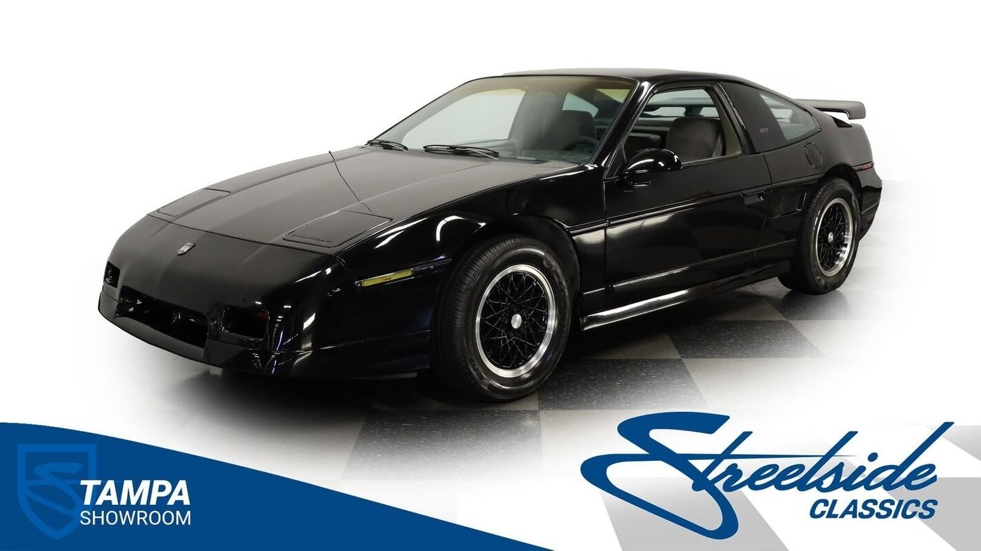 Pontiac Fiero 1988 Coupe