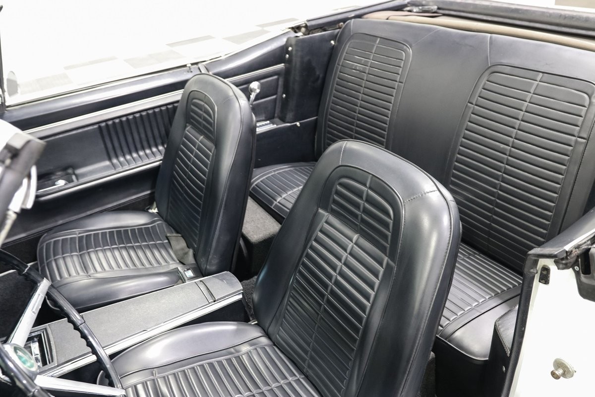 Pontiac-Firebird-1967-Convertible-18