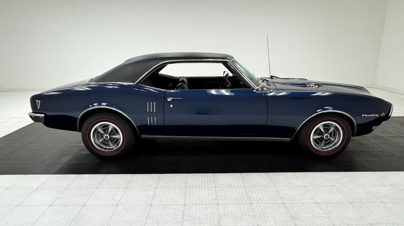 Pontiac-Firebird-1968-Aegean-Blue-Black-10