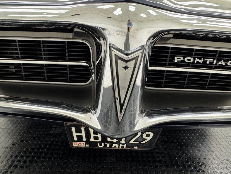 Pontiac-Firebird-1968-Aegean-Blue-Black-13