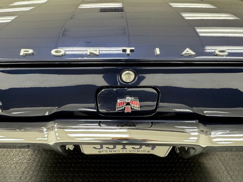 Pontiac-Firebird-1968-Aegean-Blue-Black-28