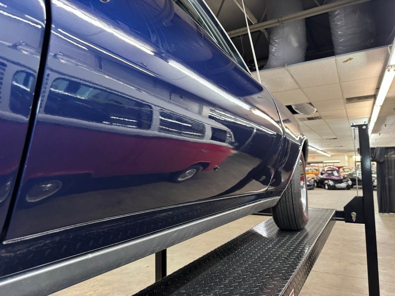 Pontiac-Firebird-1968-Aegean-Blue-Black-49