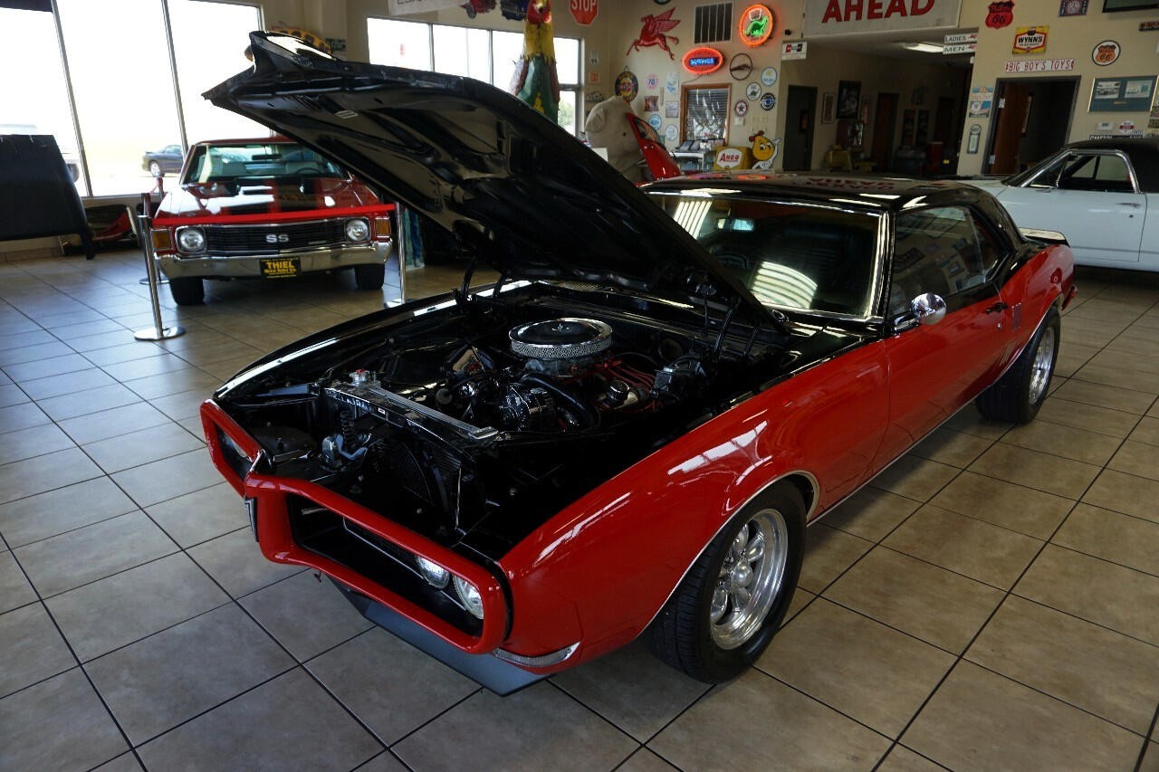 Pontiac-Firebird-1968-Classic-Car-28