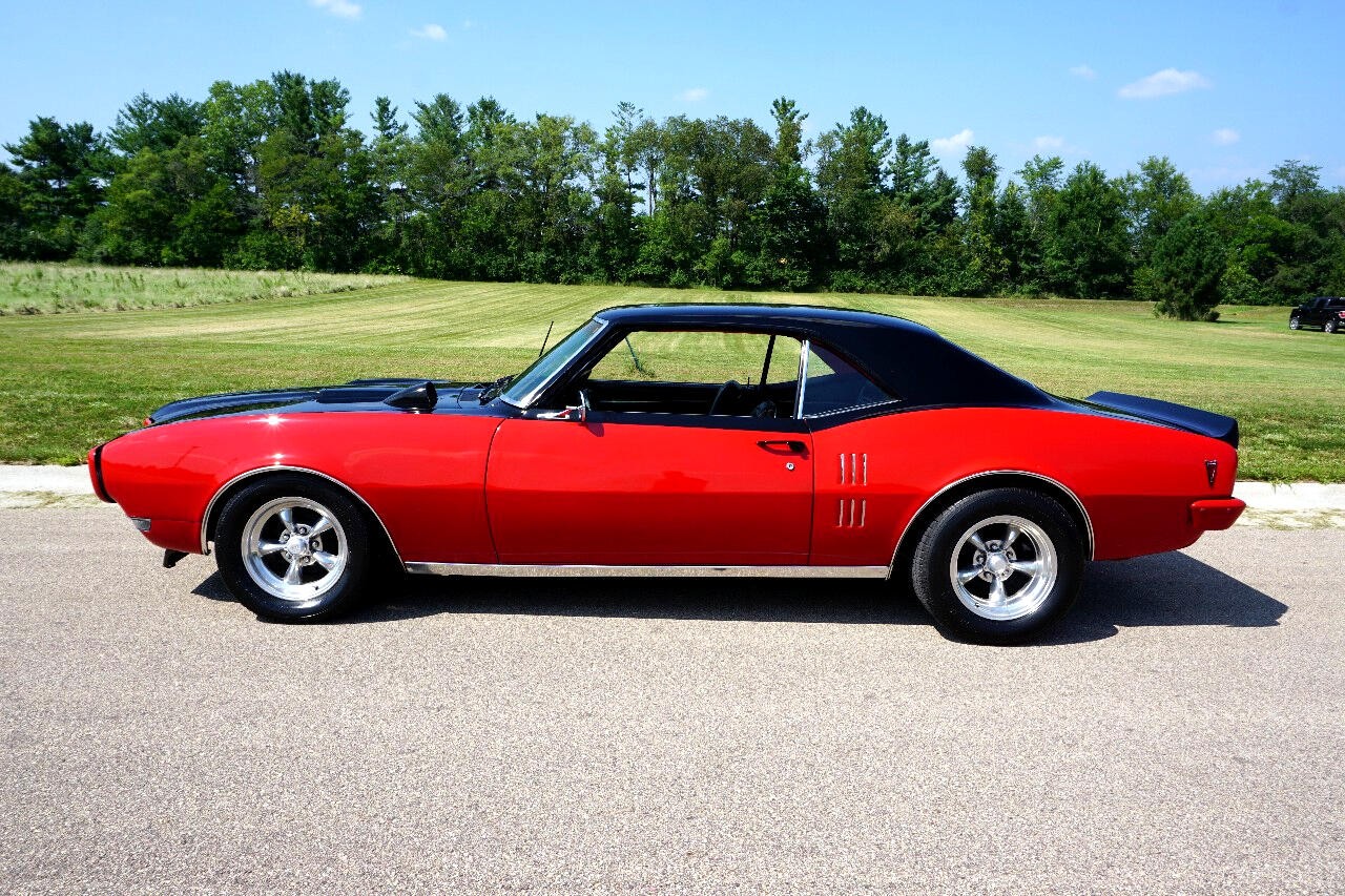 Pontiac-Firebird-1968-Classic-Car-32