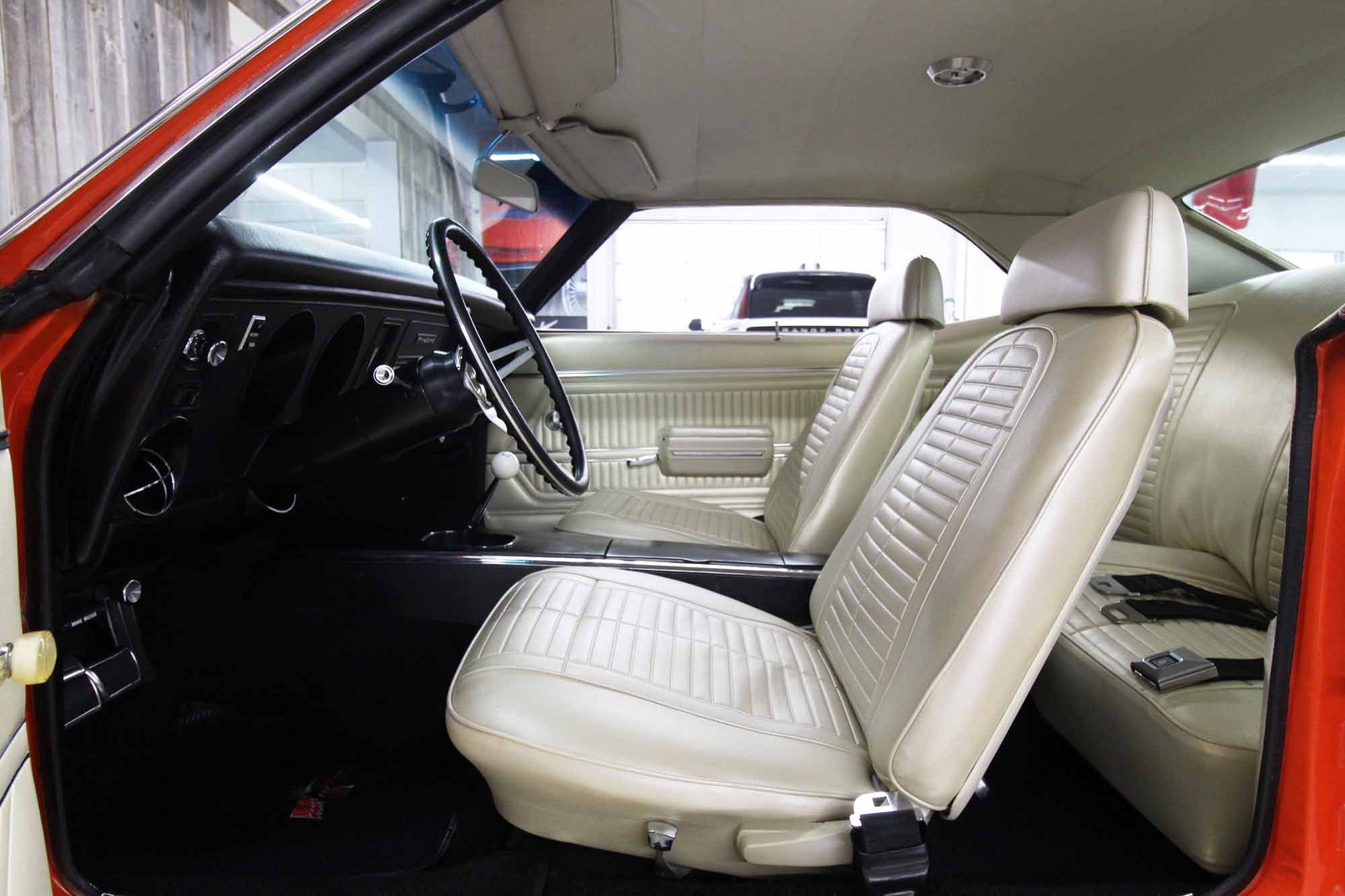 Pontiac-Firebird-1969-20