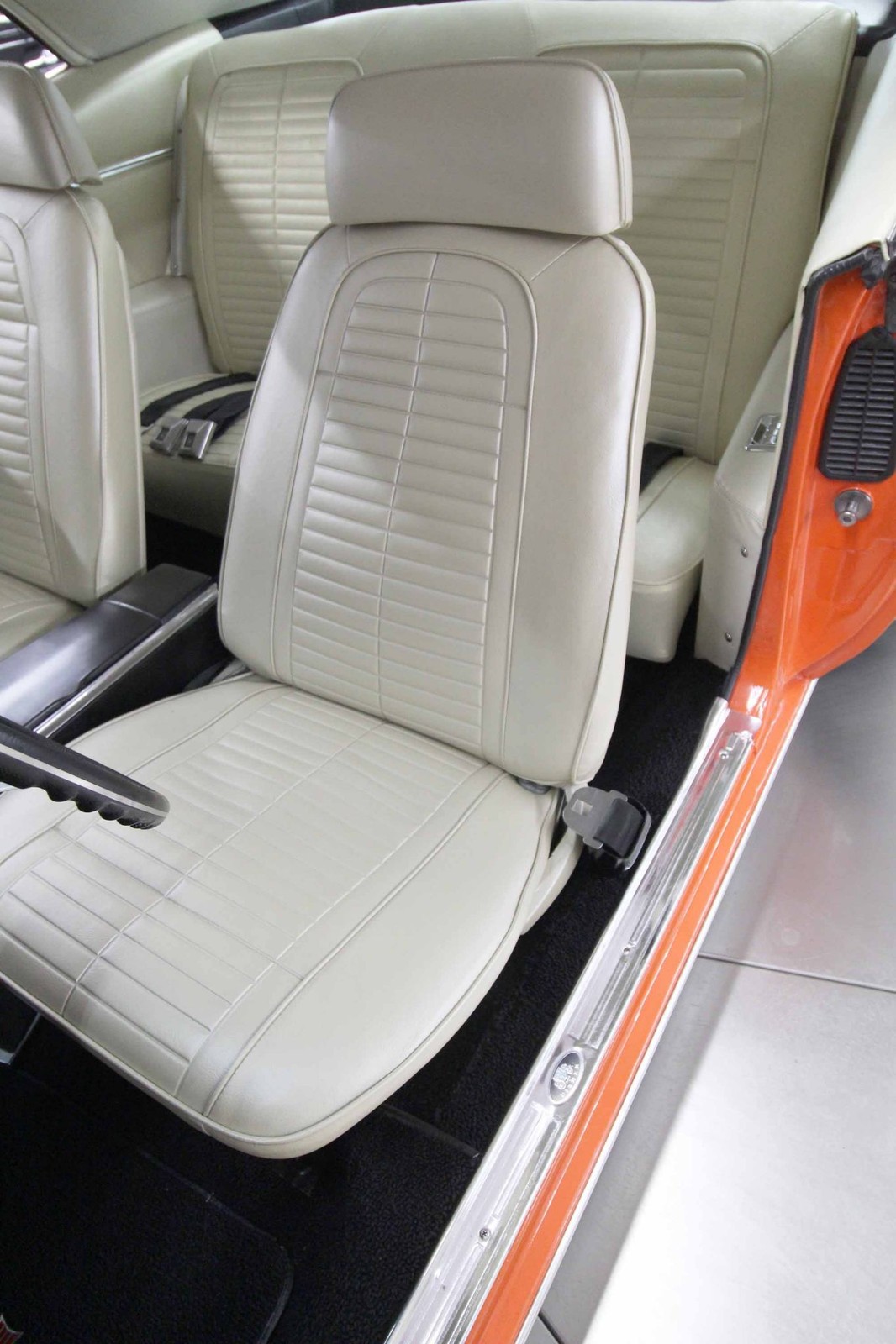 Pontiac-Firebird-1969-21