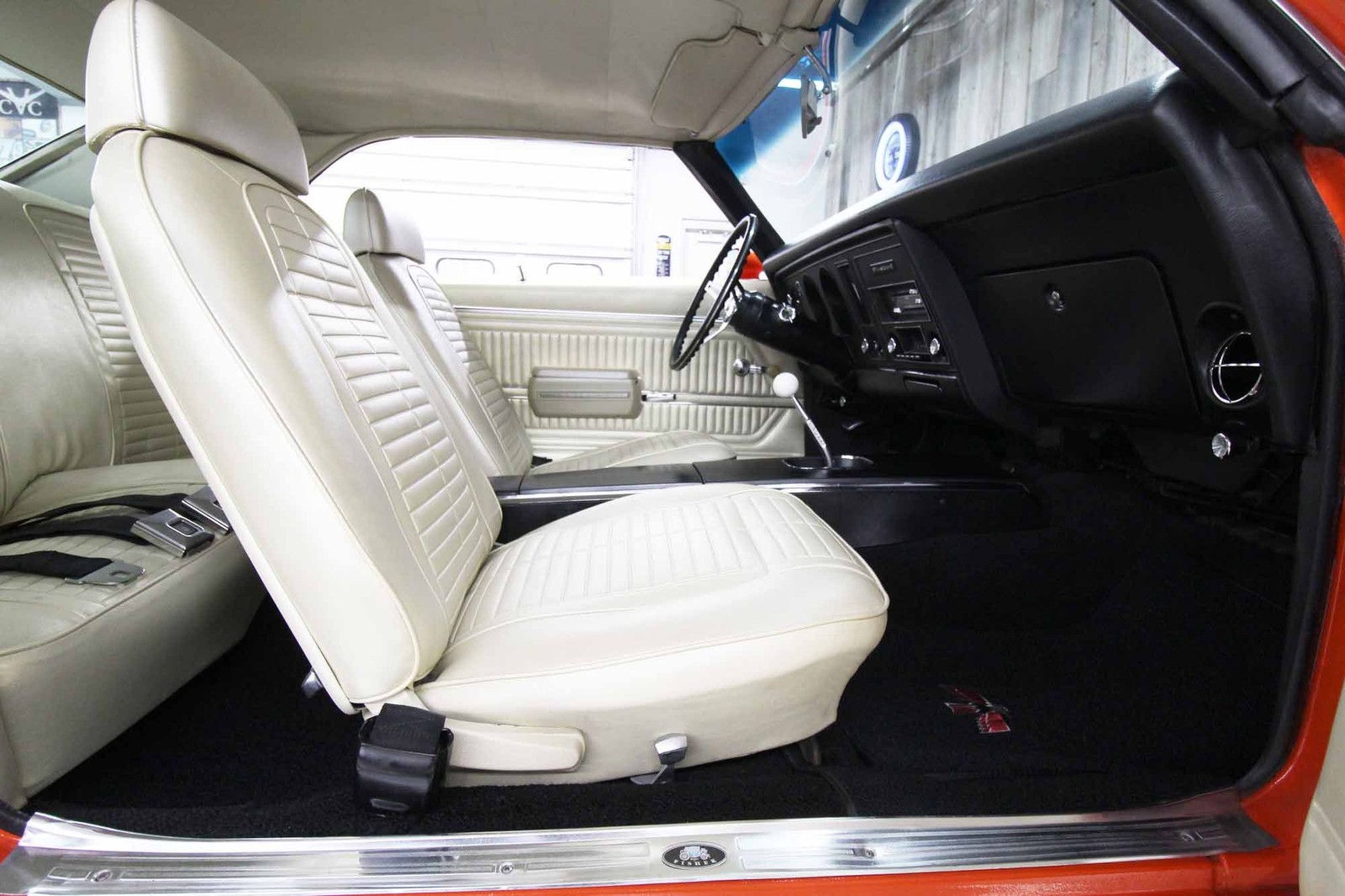 Pontiac-Firebird-1969-23