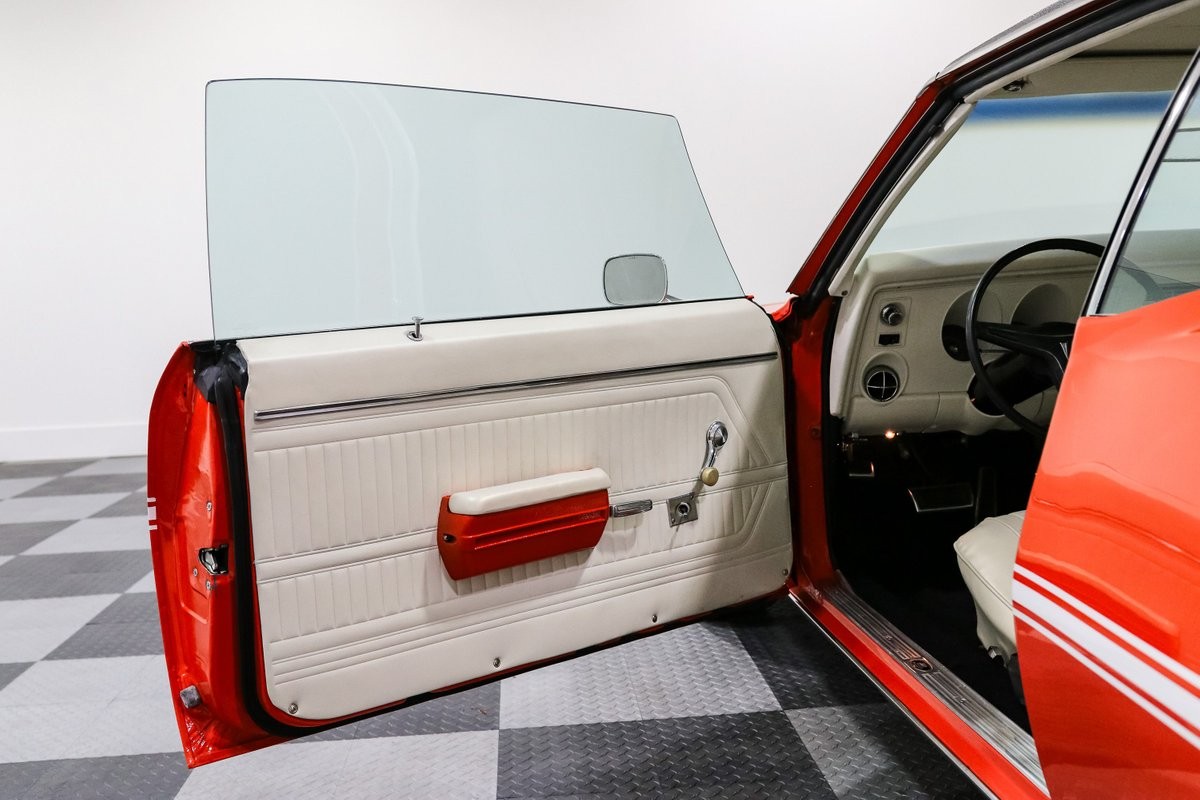 Pontiac-Firebird-1969-Coupe-16