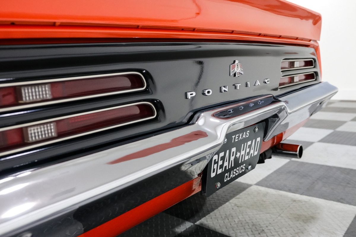 Pontiac-Firebird-1969-Coupe-8