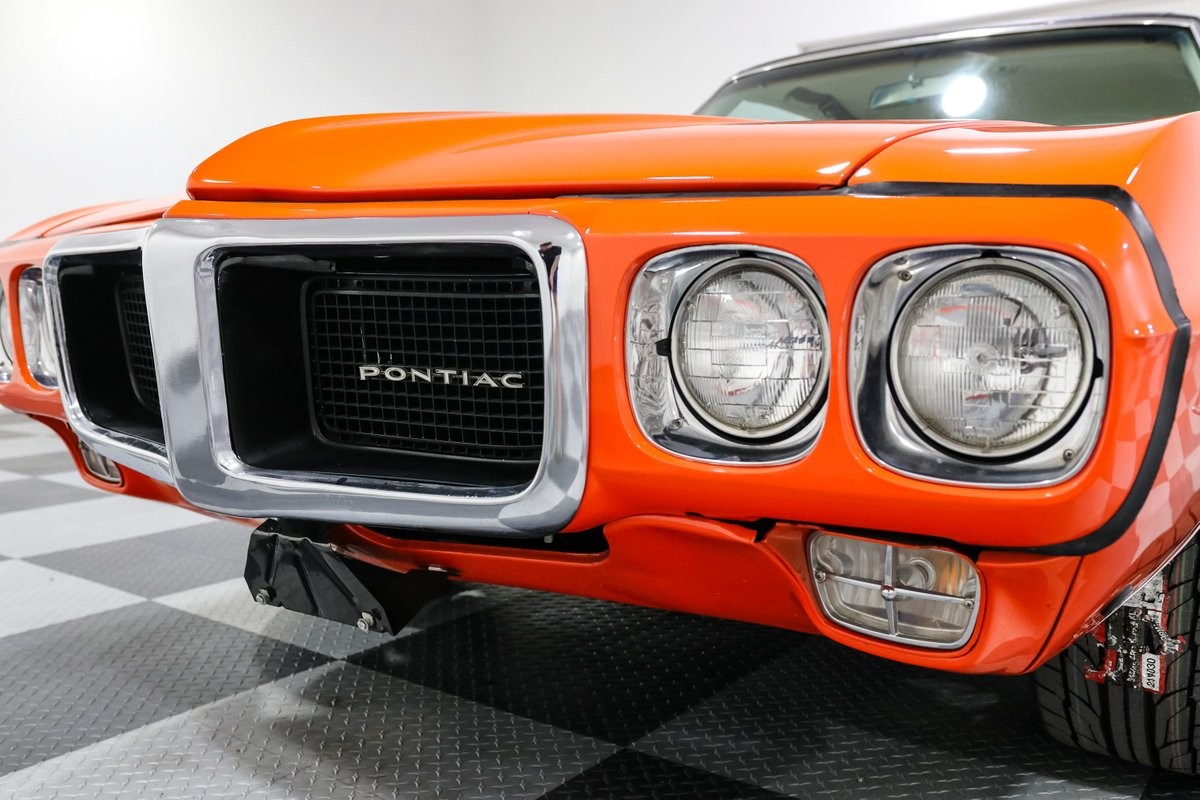 Pontiac-Firebird-1969-Coupe-9