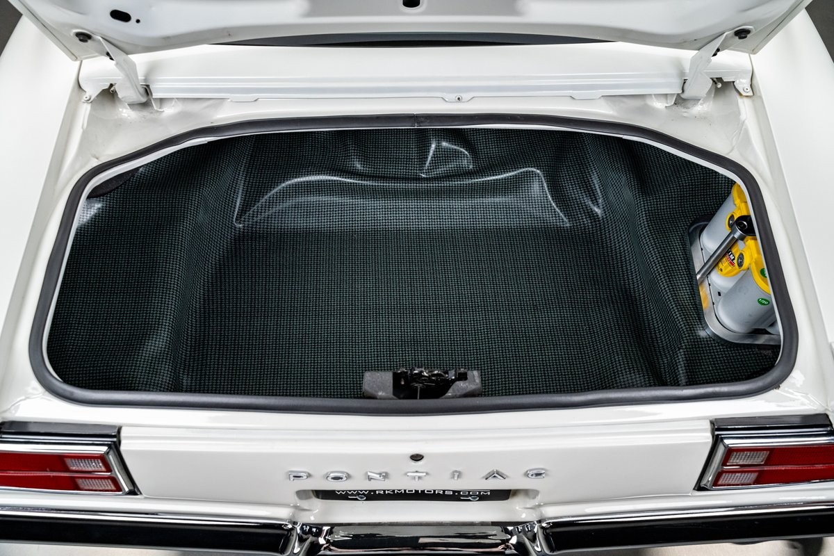 Pontiac-Firebird-1971-Coupe-33