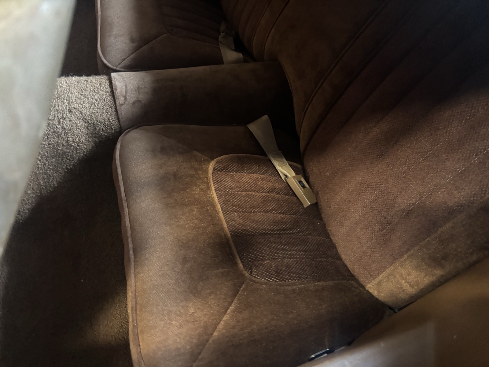 Pontiac-Firebird-1975-Sedan-15