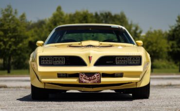Pontiac-Firebird-1977-2D-Coupe-5