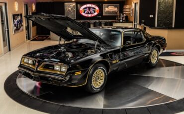Pontiac-Firebird-1977-Black-1
