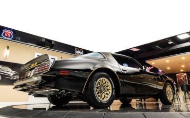 Pontiac-Firebird-1977-Black-16