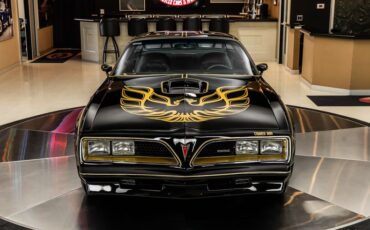 Pontiac-Firebird-1977-Black-2