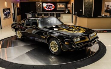 Pontiac-Firebird-1977-Black-20