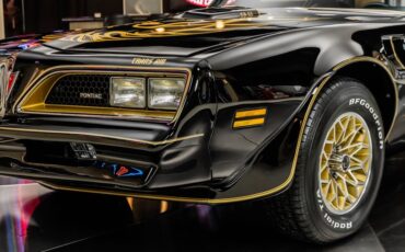 Pontiac-Firebird-1977-Black-28