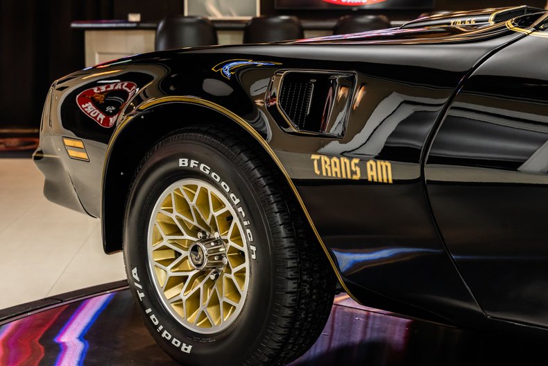 Pontiac-Firebird-1977-Black-49