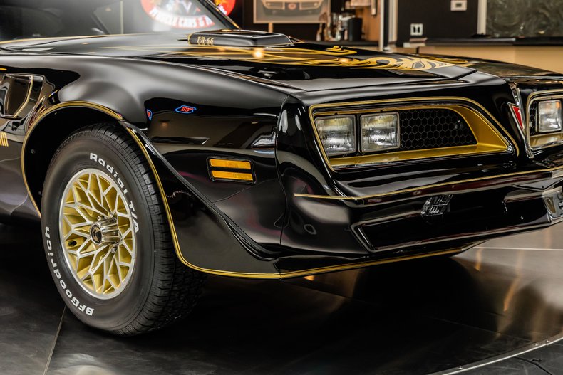 Pontiac-Firebird-1977-Black-5