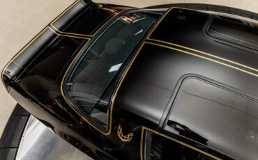 Pontiac-Firebird-1977-Black-6