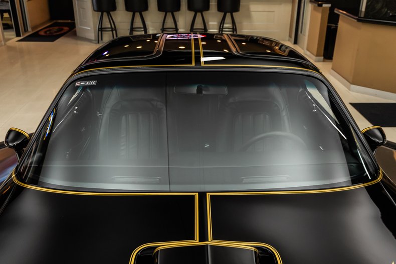 Pontiac-Firebird-1977-Black-7