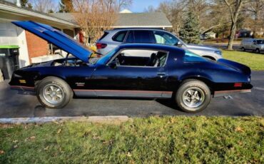 Pontiac-Firebird-1977-Black-Black-1