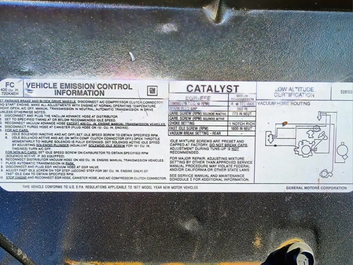 Pontiac-Firebird-1977-Black-Black-19