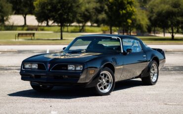 Pontiac-Firebird-1978-2D-Coupe-1