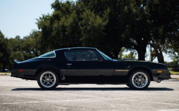 Pontiac-Firebird-1978-2D-Coupe-21