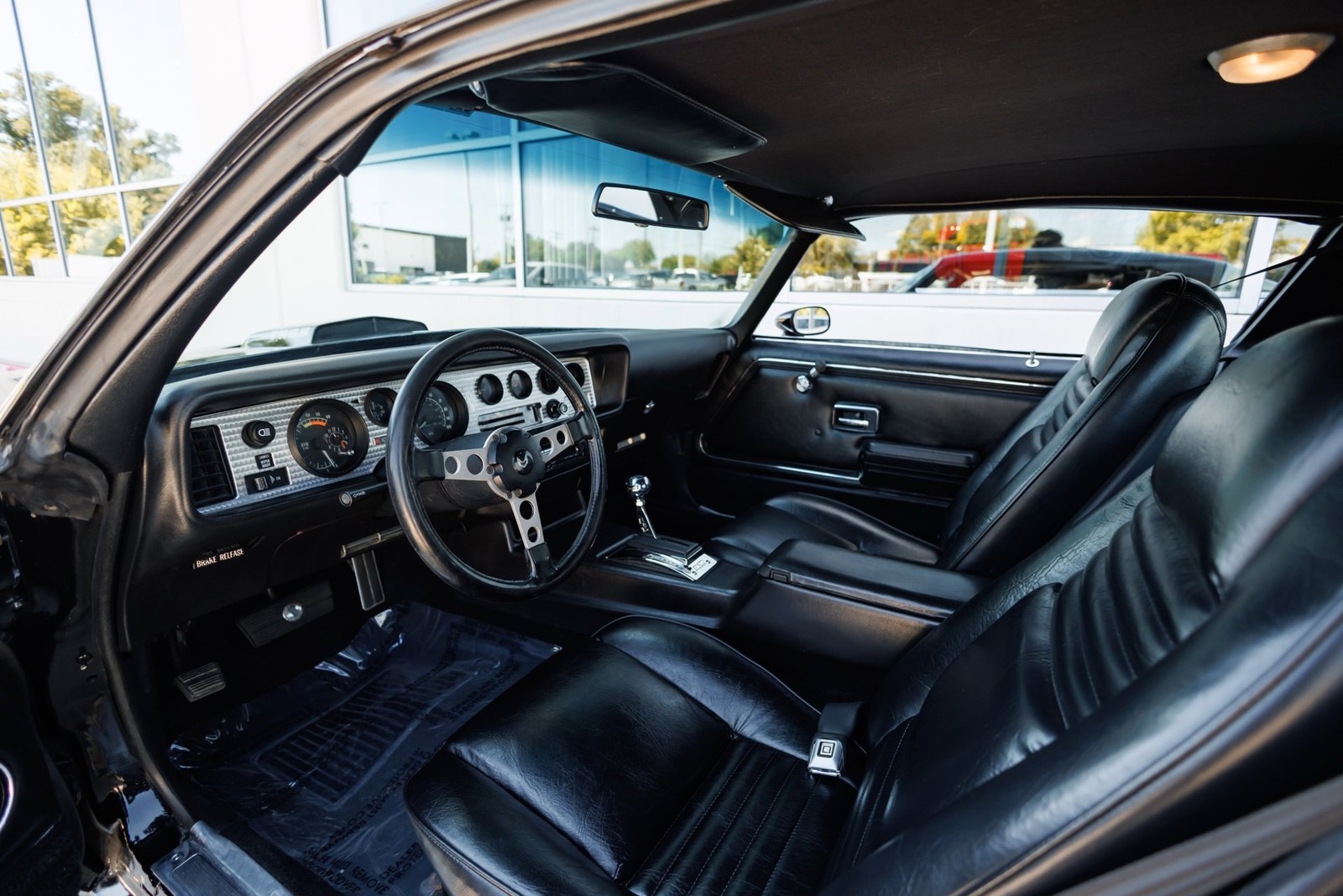 Pontiac-Firebird-1978-2D-Coupe-36