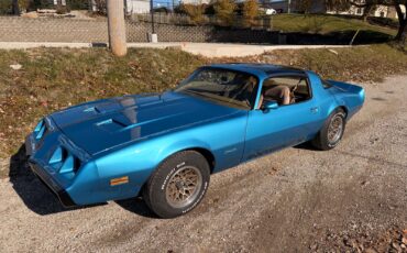 Pontiac-Firebird-1979-1