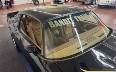 Pontiac-Firebird-1979-11